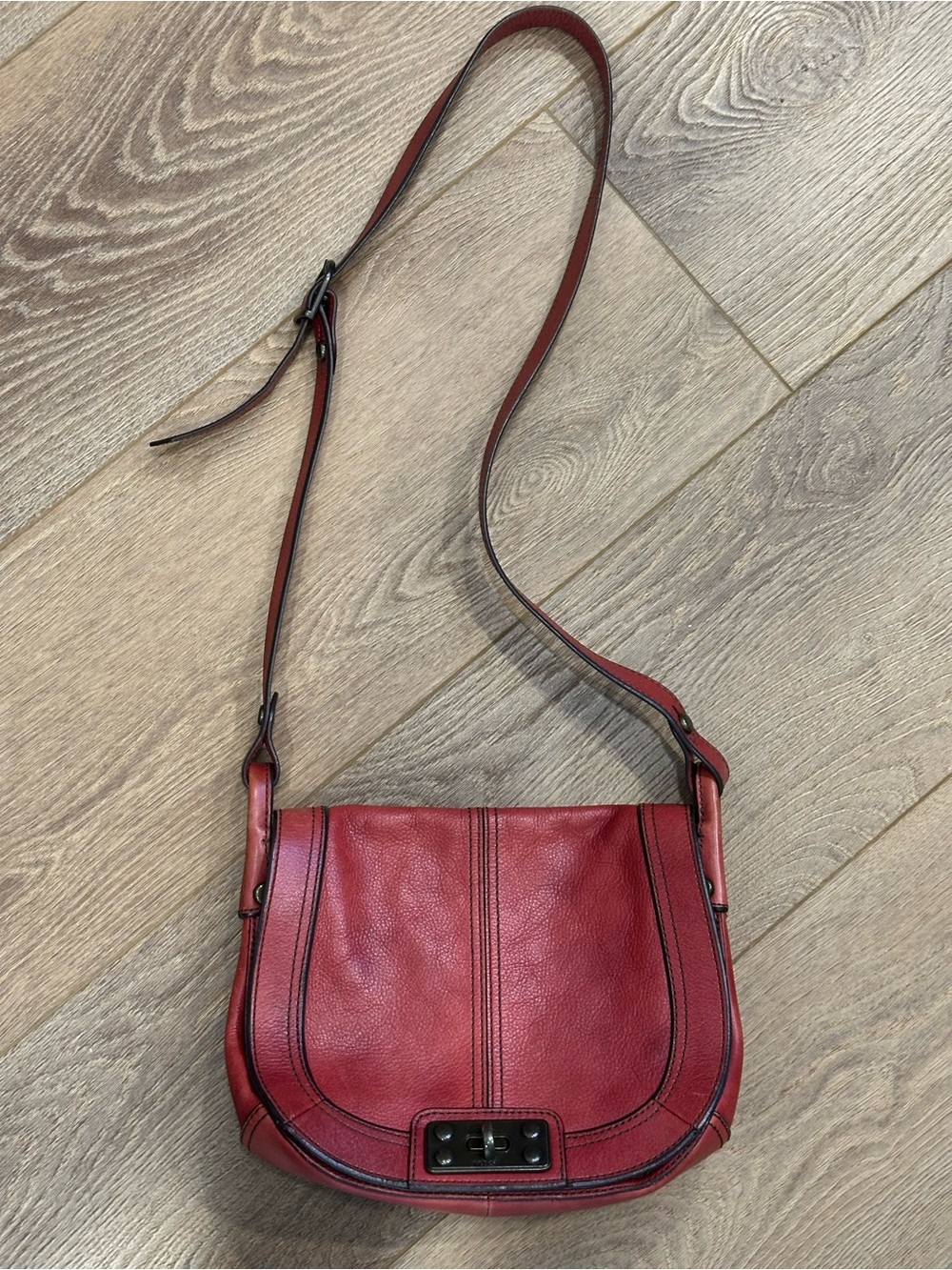 Fossil 1954 "Long Live Vintage" Apple Red Leather Saddle Bag